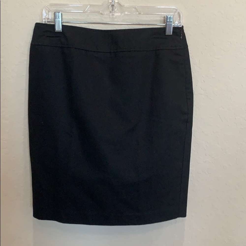 6P Loft Skirt